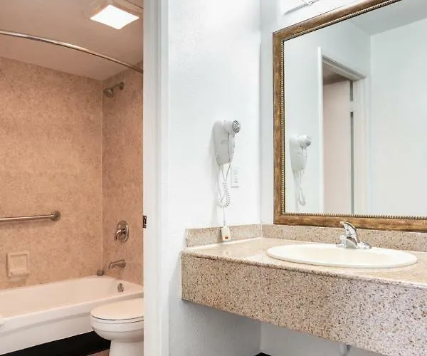 Hotel 6 Mesa, Az - Downtown 2*